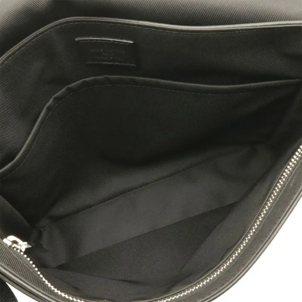 Louis Vuitton Taiga Romain PM Messenger Bag